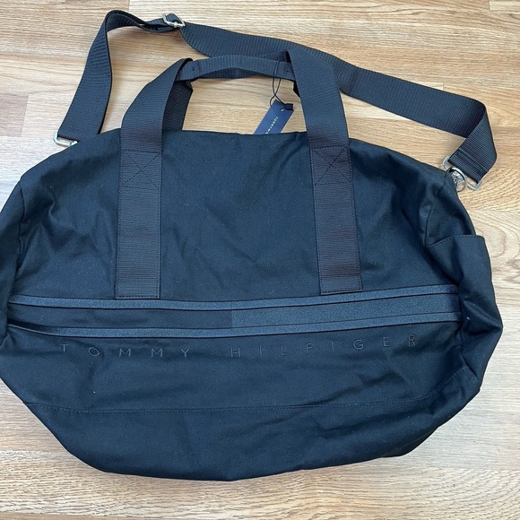 Tommy Hilfiger Men's Gino Monochrome Black Duffle Bag NEW - Picture 5 of 7